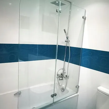 Turquesa :) Parking And Wifi * 毕尔巴鄂