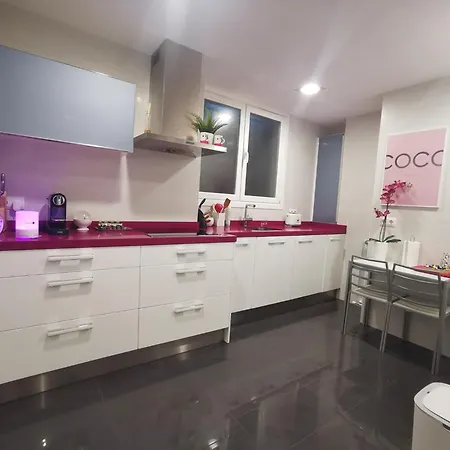 Apartamento Turquesa :) Parking&wifi