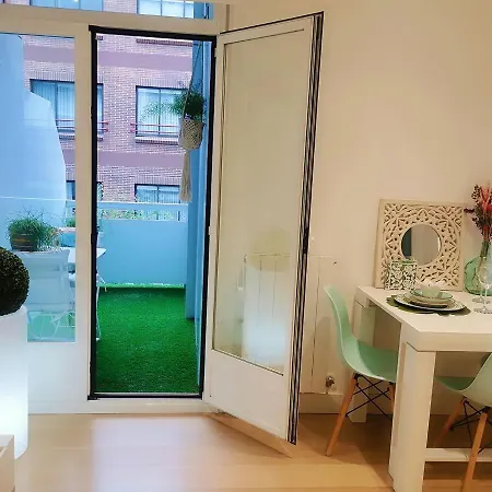 Turquesa :) Parking And Wifi Apartment