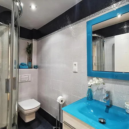 Turquesa :) Parking&wifi Apartamento